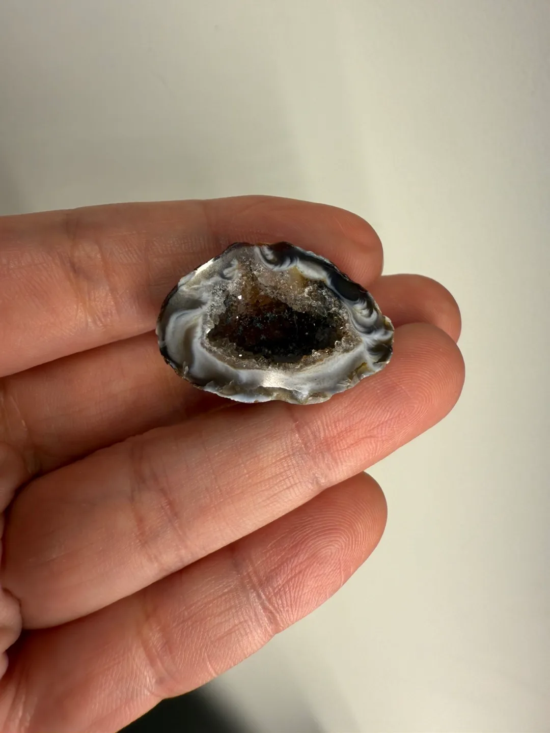 Druzy Agate Mini Geode image indicator(5)