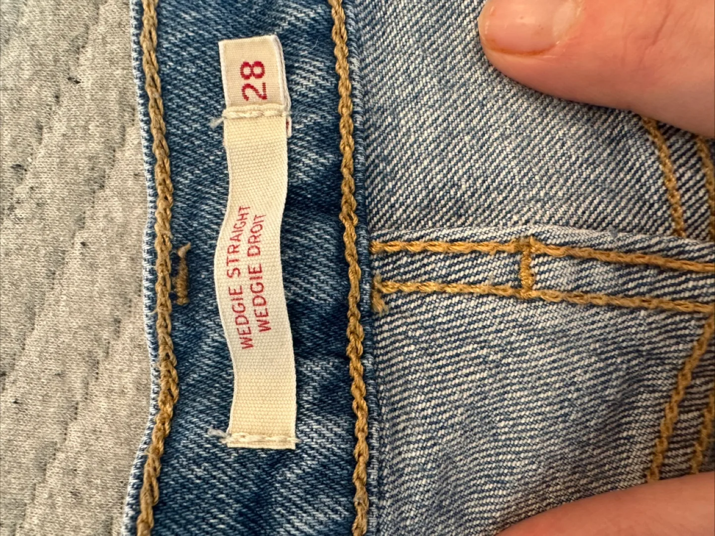 Levi's Premium Wedgie Straight Fit Women's Jeans - Size 28 image indicator(7)