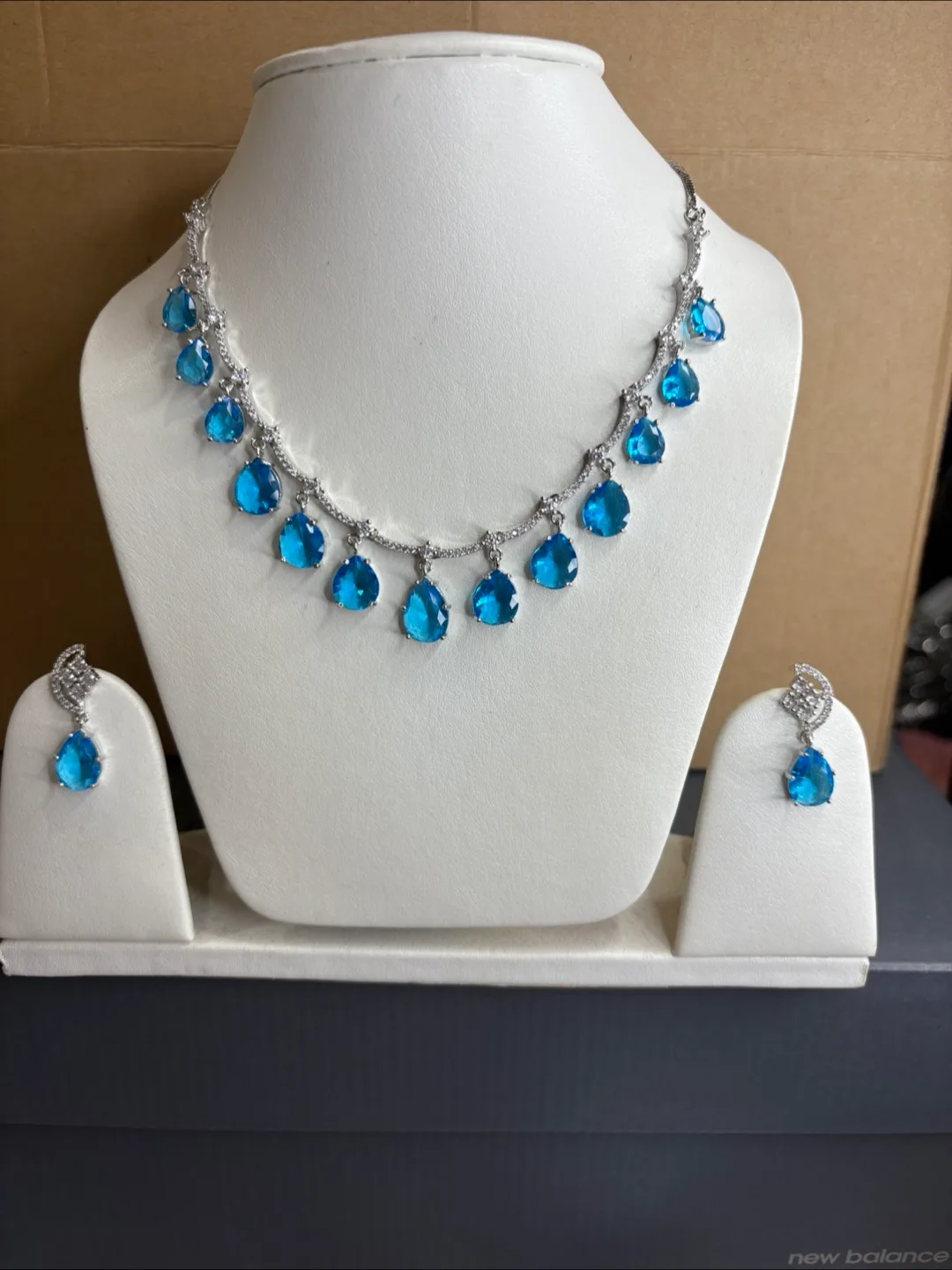 Stunning Blue Topaz Necklace and Earrings Set image indicator(2)