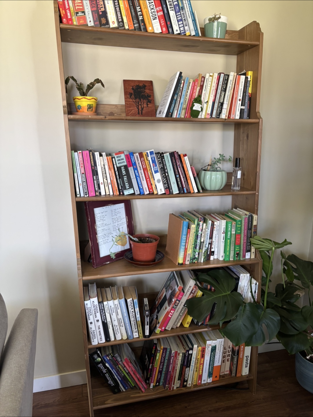 Wooden 5-Shelf Bookcase