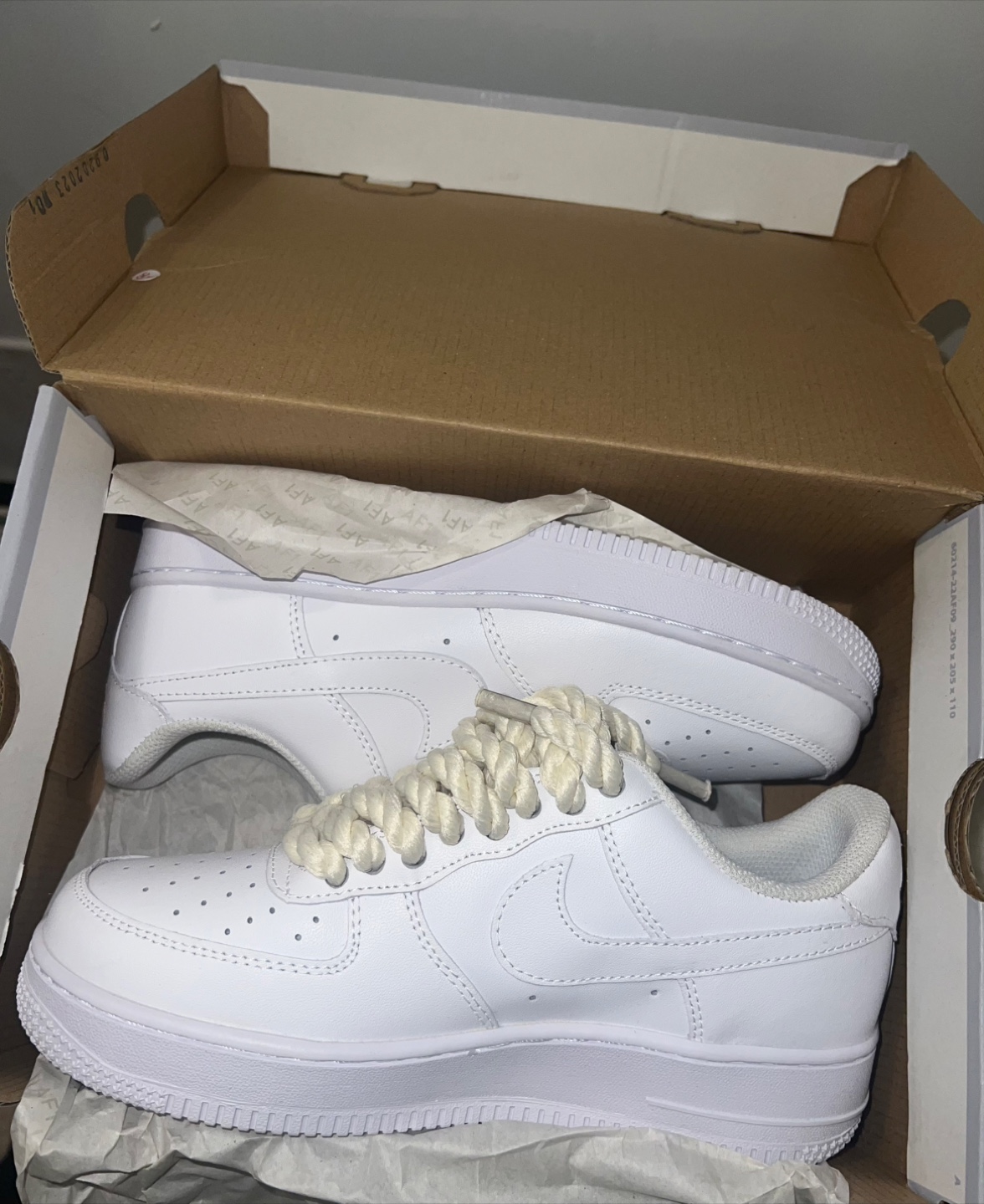 Nike Air Force 1 '07 (GS) Size 7Y - White
