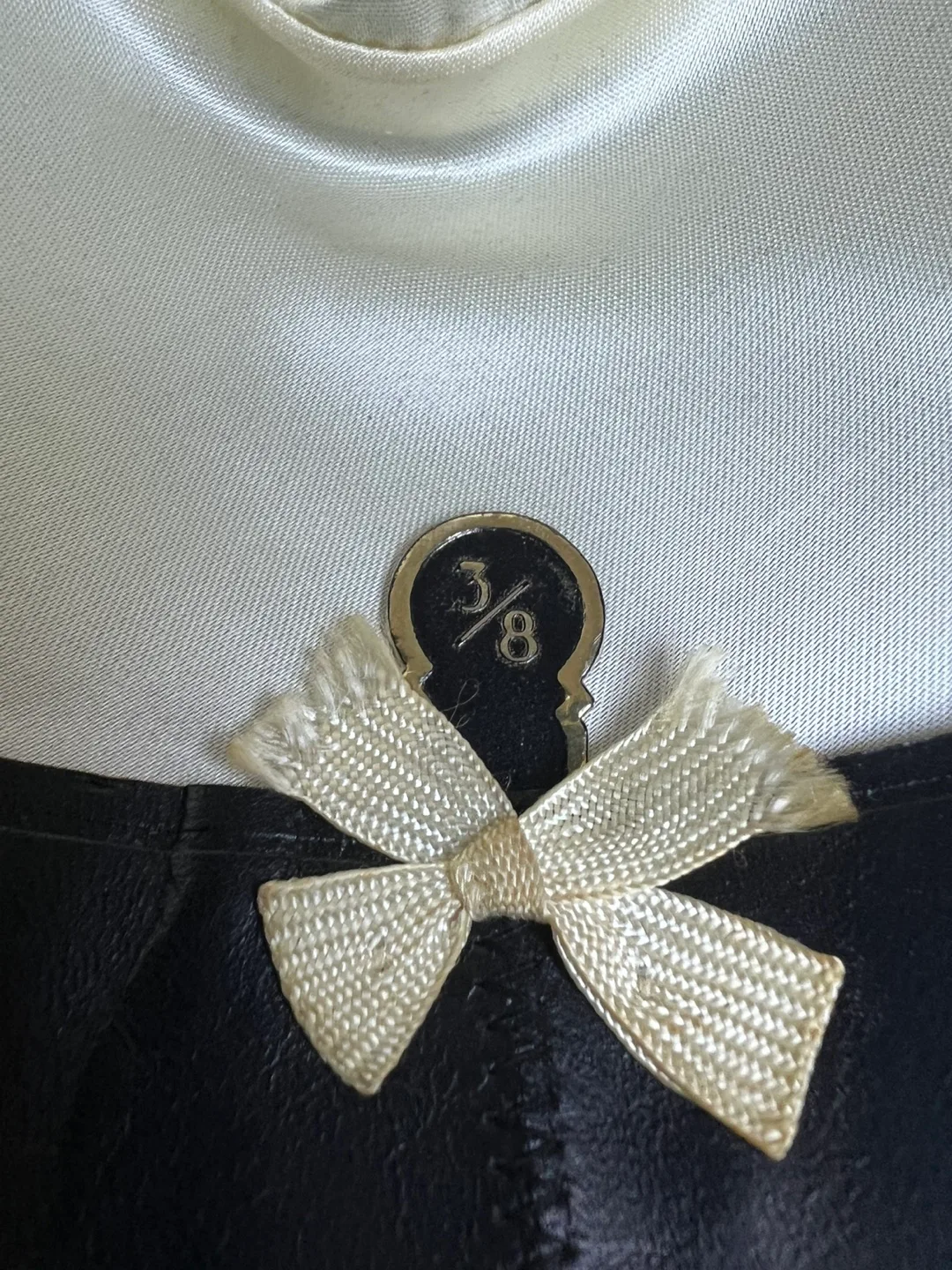 Vintage Stetson Royal Fedora Hat - Size 7 1/4 image indicator(9)