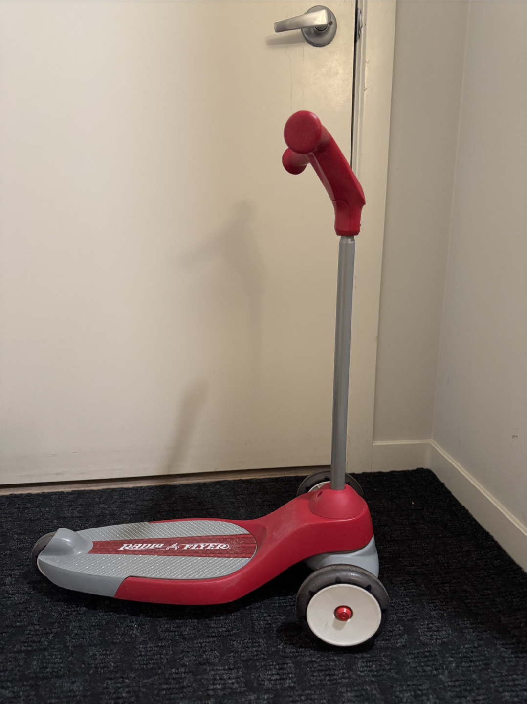 Radio Flyer Scooter for Toddlers - photo 2
