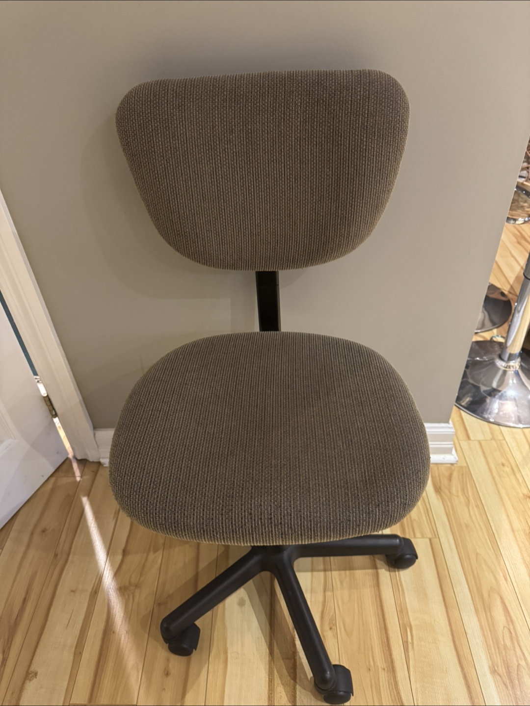 Office Chair - Brown Fabric - Adjustable