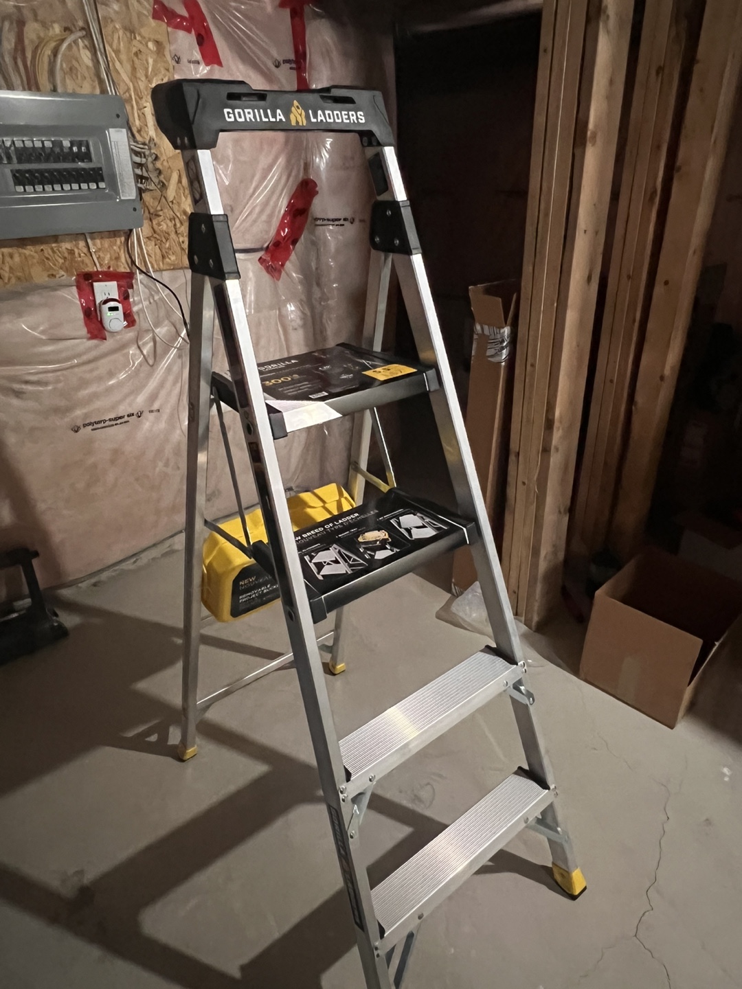 Gorilla Ladders 5.5ft Aluminum Folding Ladder