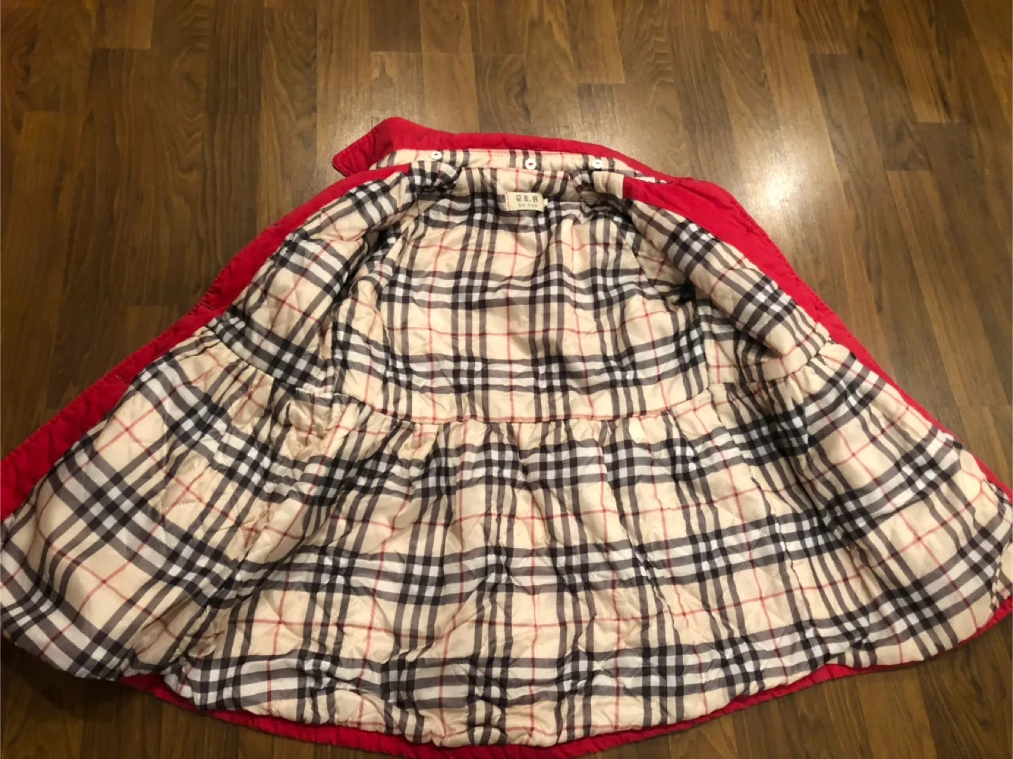 🏒Girls' Red Burberry-inspired Trench Coat - Size 160 (used) image indicator(2)