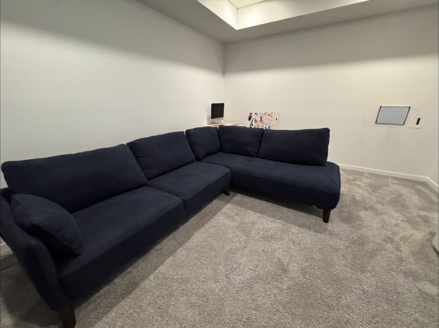 Cindy Crawford Home Gena Sectional Sofa - Midnight Blue
