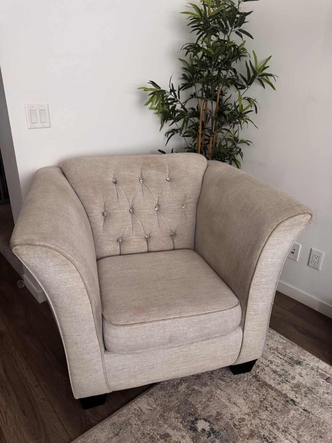 Beige Accent Chair with Crystal Buttons - photo 3