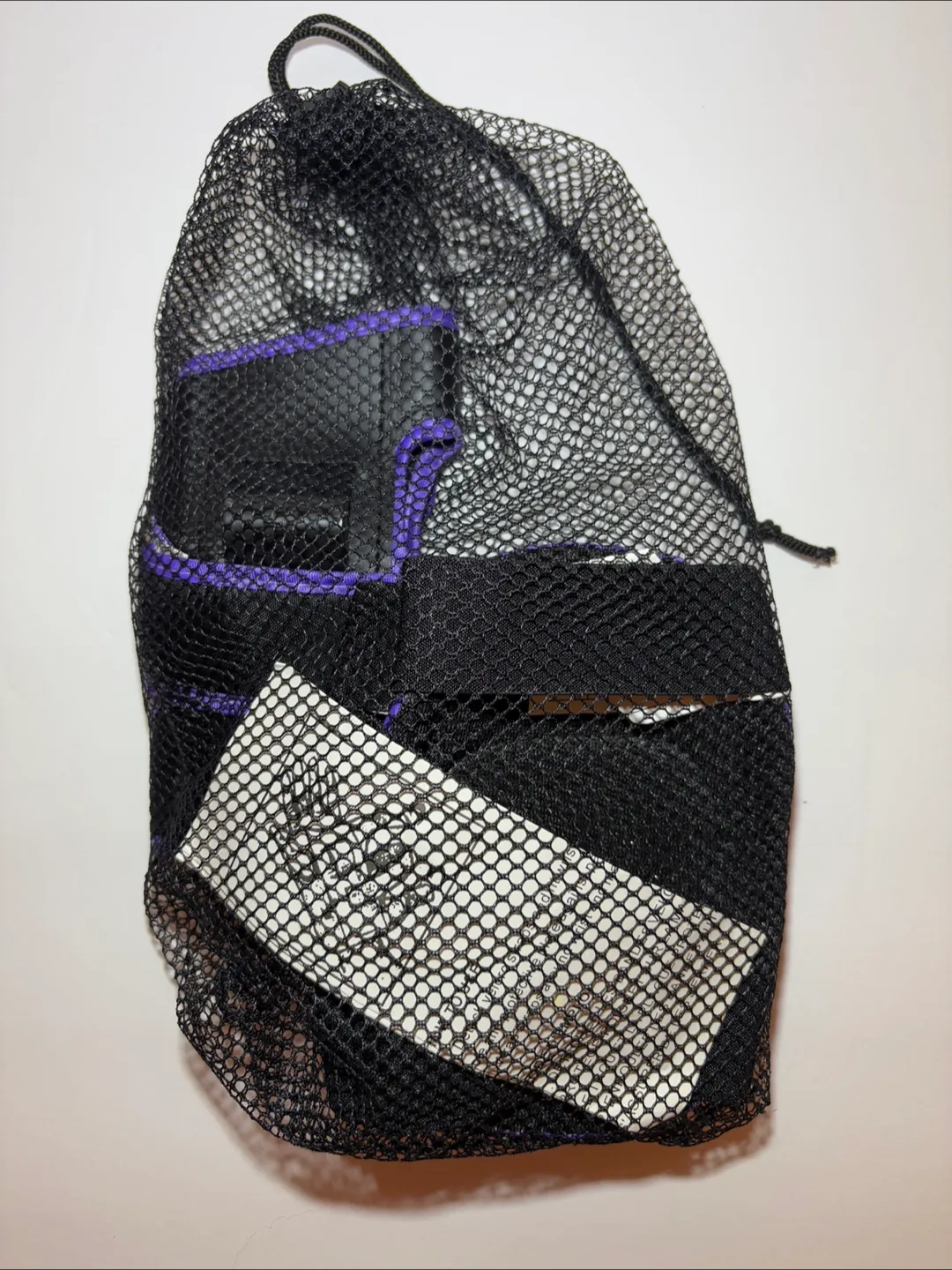 *Like New* Kid’s Knee Pads and Wrist Pad Protection+Bag 🏒 image indicator(4)