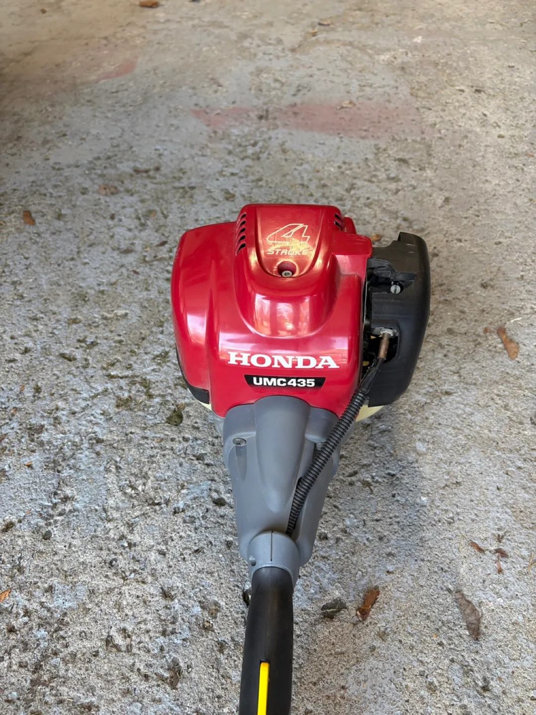 Honda Lawnmower and Trimmer both Excellent Conditions! image indicator(5)