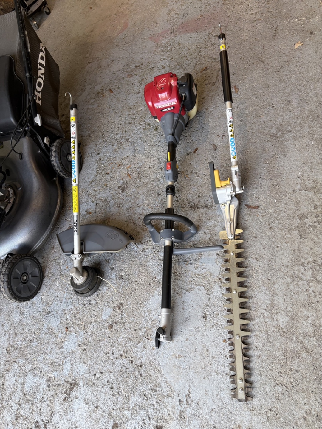 Honda Lawnmower and Trimmer both Excellent Conditions! - photo 4