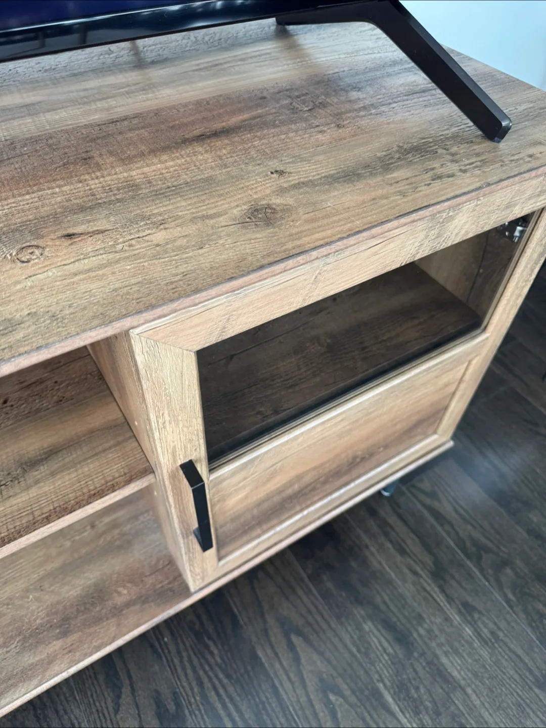 Mid-Century Modern TV Stand with Glass Doors image indicator(4)