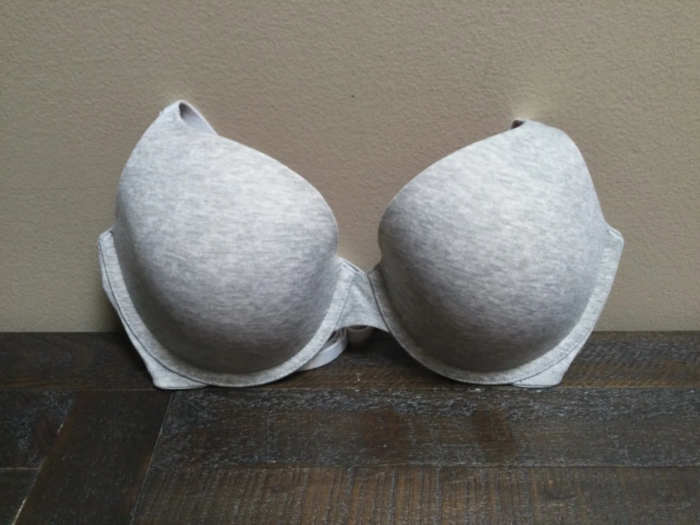 Victoria's Secret Bras - 34B image indicator(5)