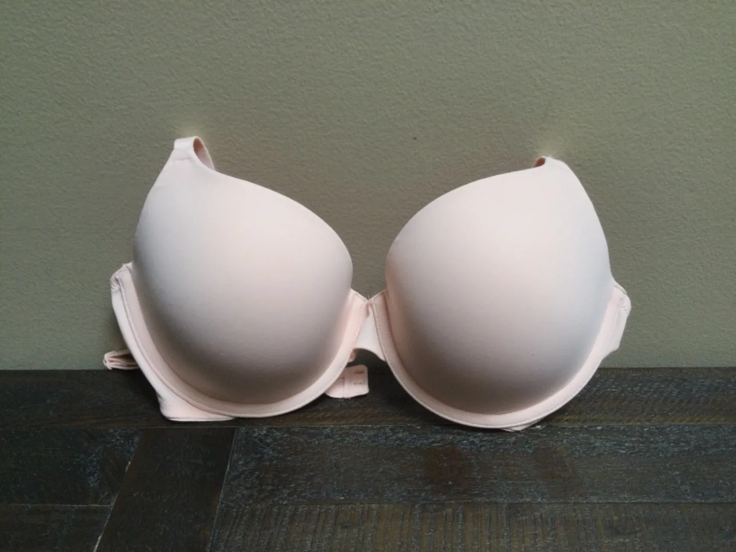 Victoria's Secret Bras - 34B image indicator(6)