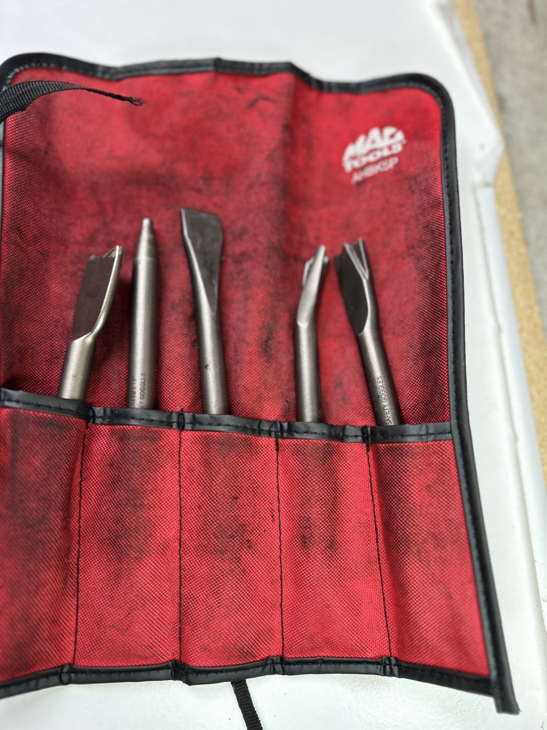 Mac Tools Chisel Set with Roll-Up Case
