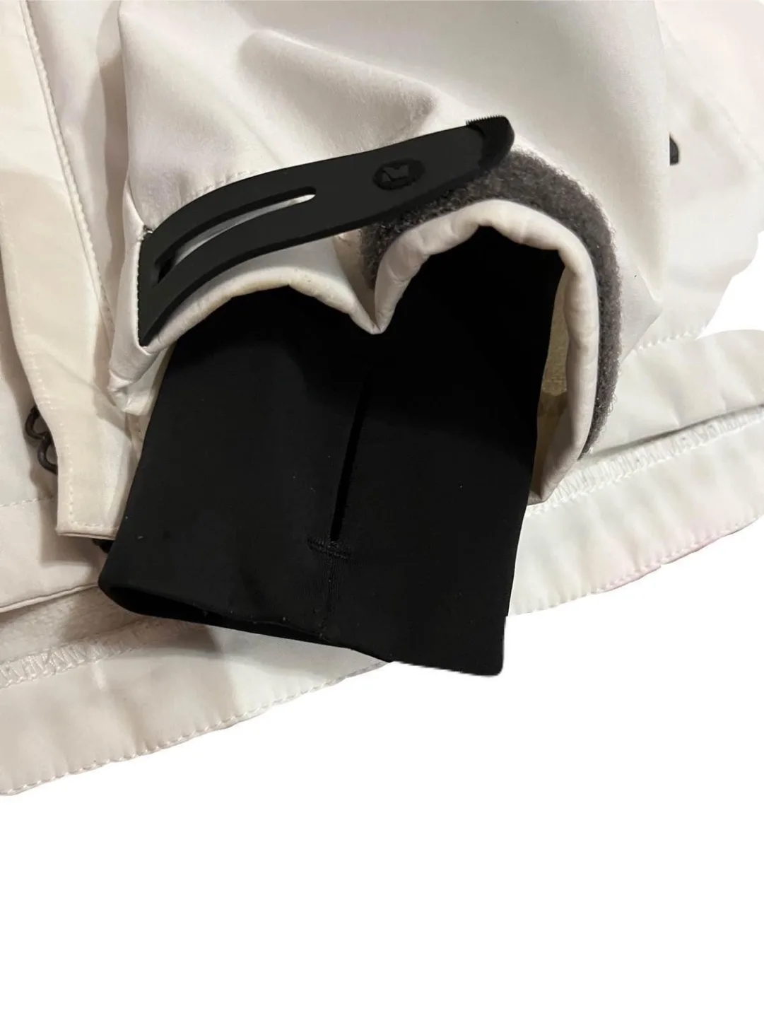 Millet women’s medium softshell jacket, white image indicator(4)