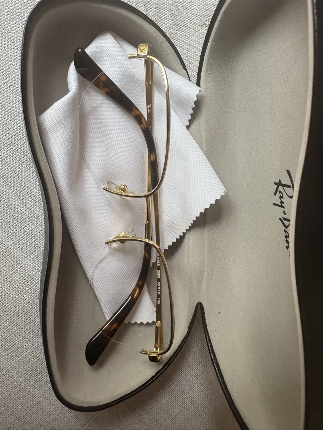 Ray-Ban Gold Rimmed Glasses with Case - photo 4