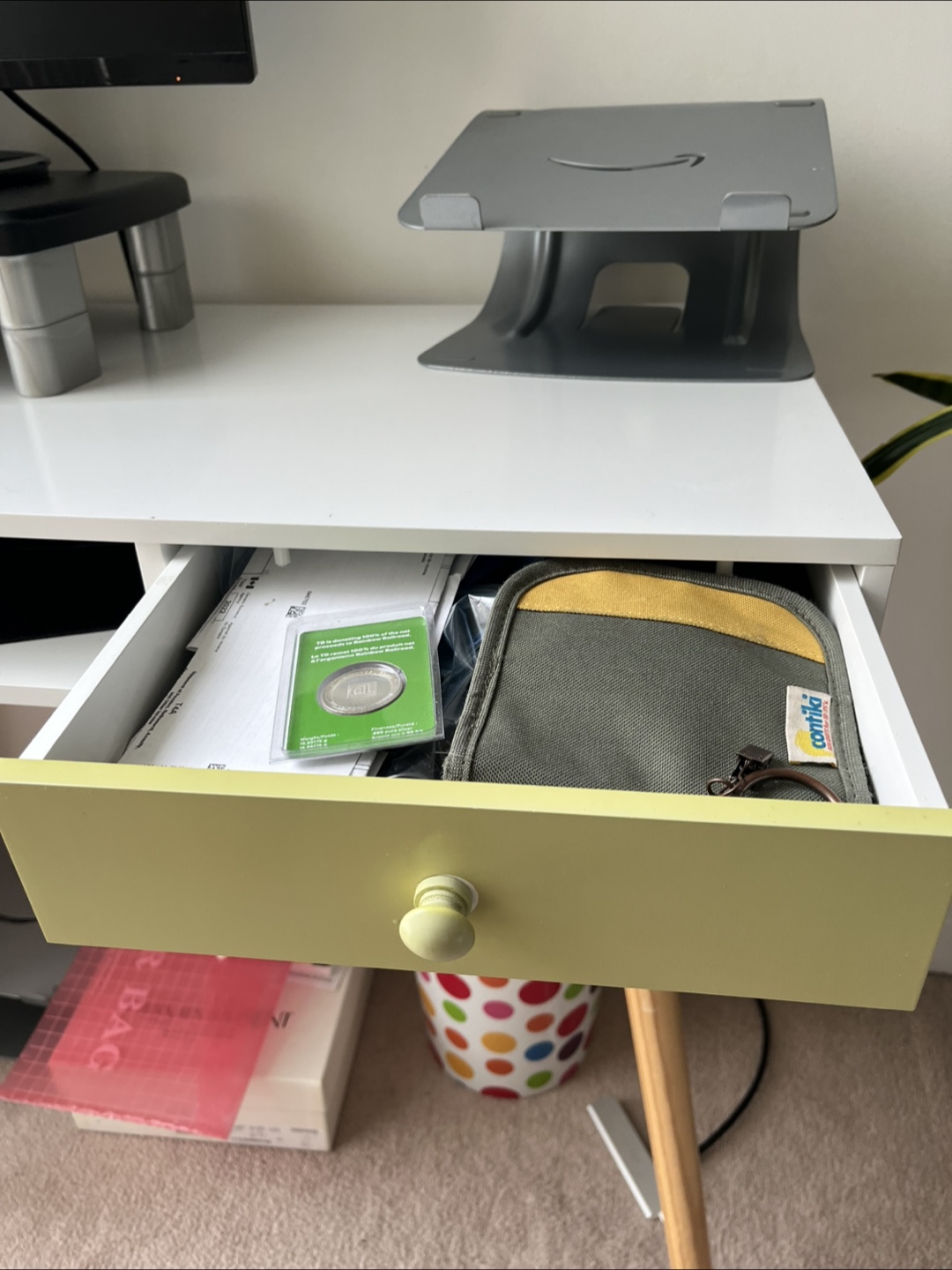 Desk+ laptop stand - photo 3