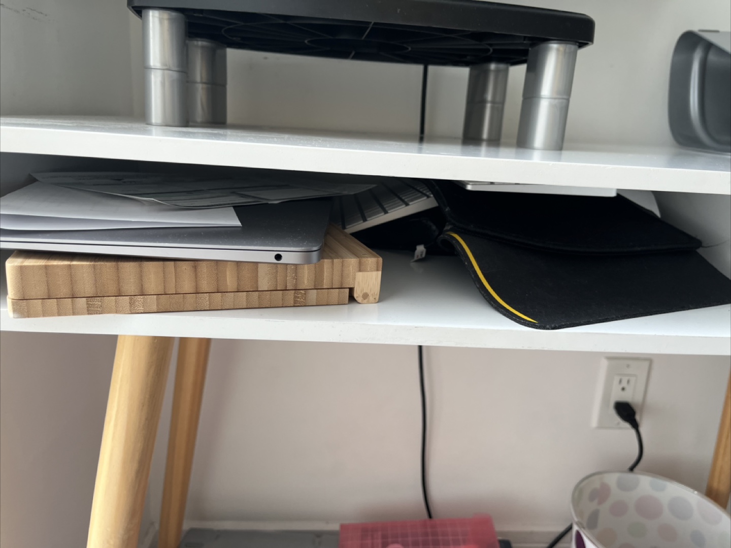 Desk+ laptop stand - photo 4