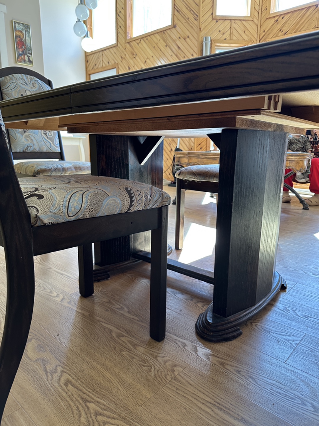 Pristine Solid Wood Extendable Table with 4 Chairs (CAN DELIVER) - photo 4