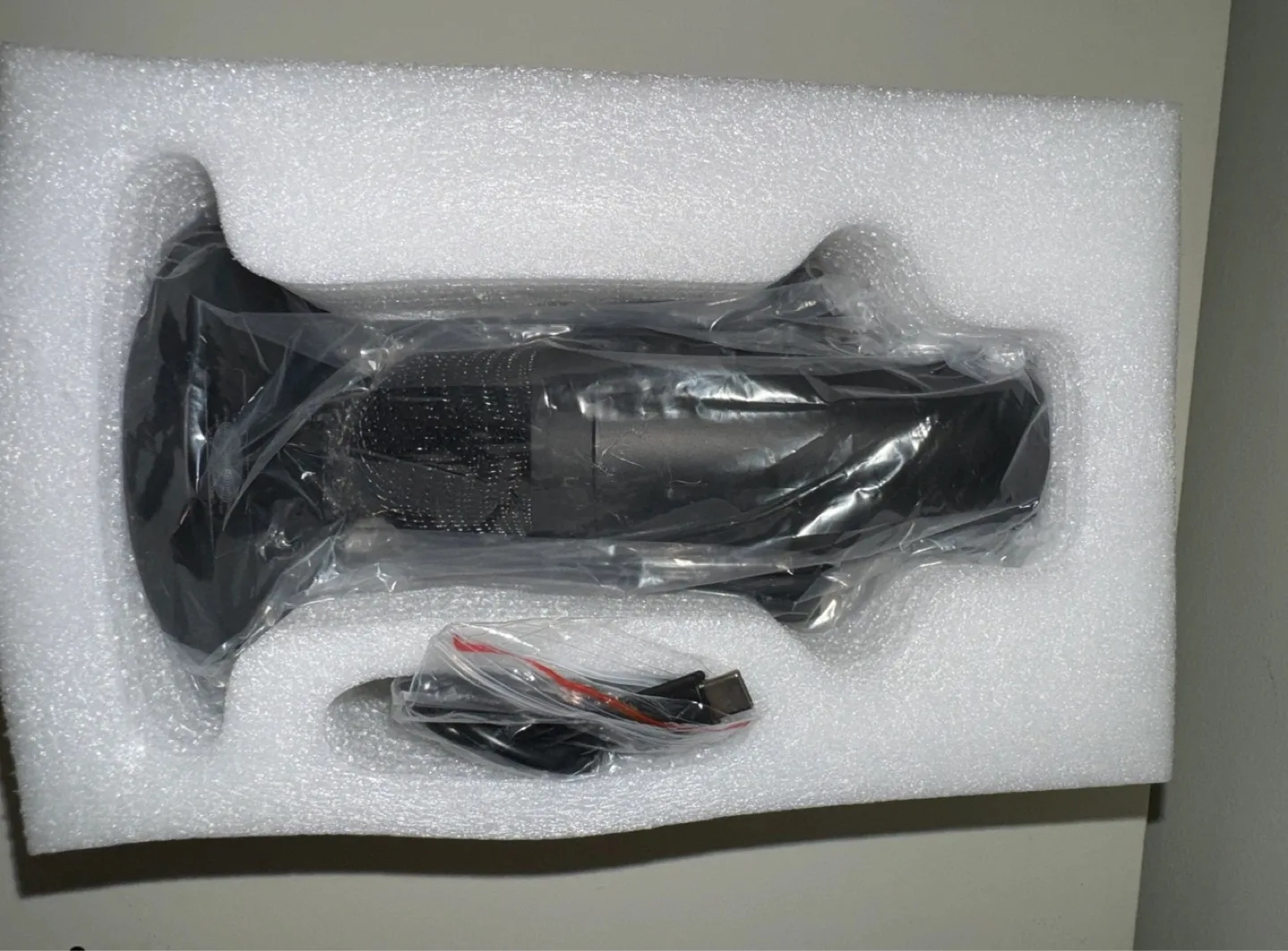 New USB Condenser Microphone with Stand image indicator(4)