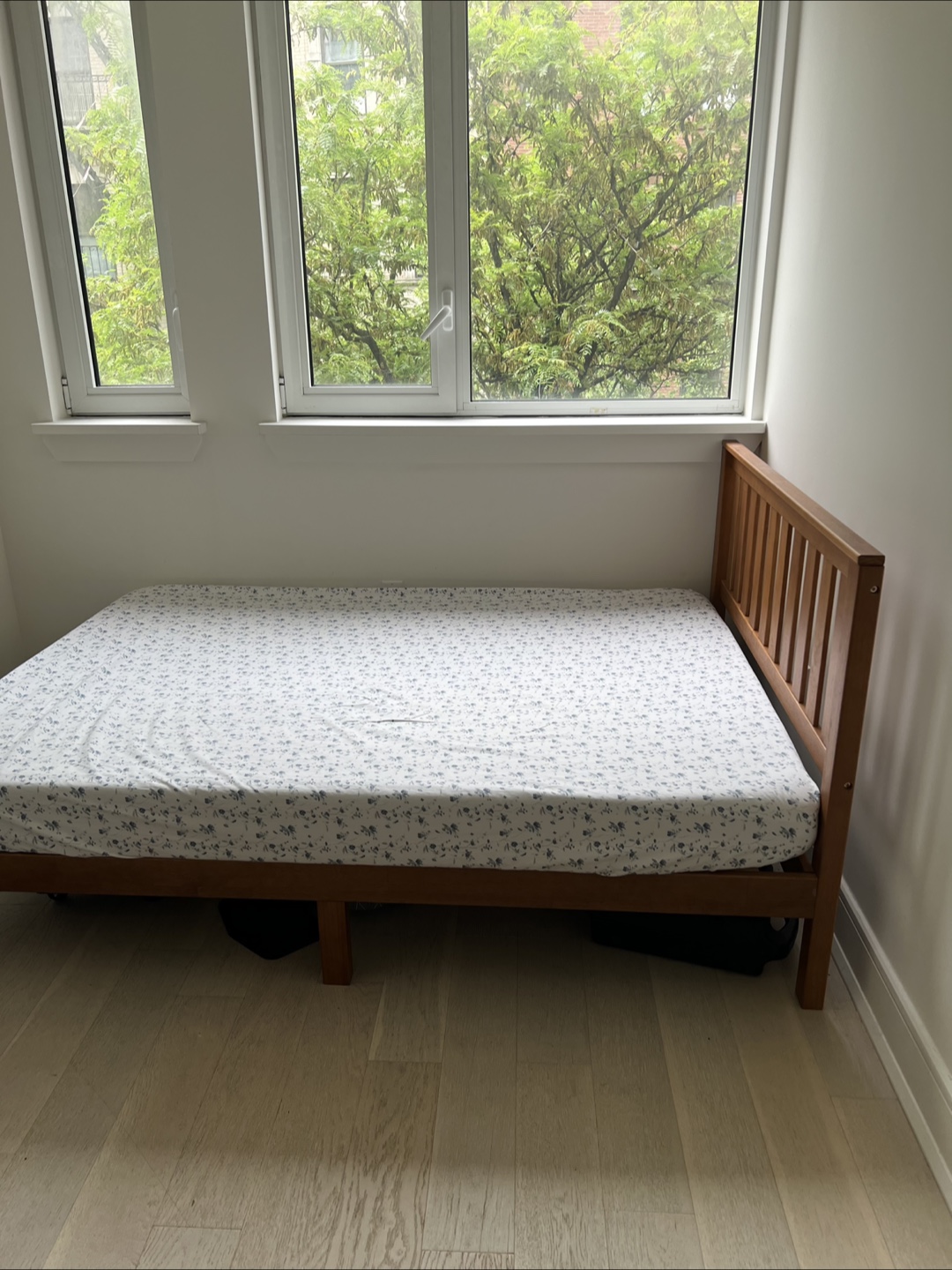 Full-Size Wood Platform Bed Frame and Mattress - photo 2