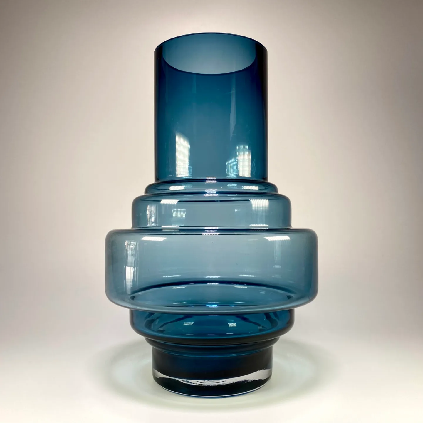 Blue Glass Art Deco Table Vase thumbnail