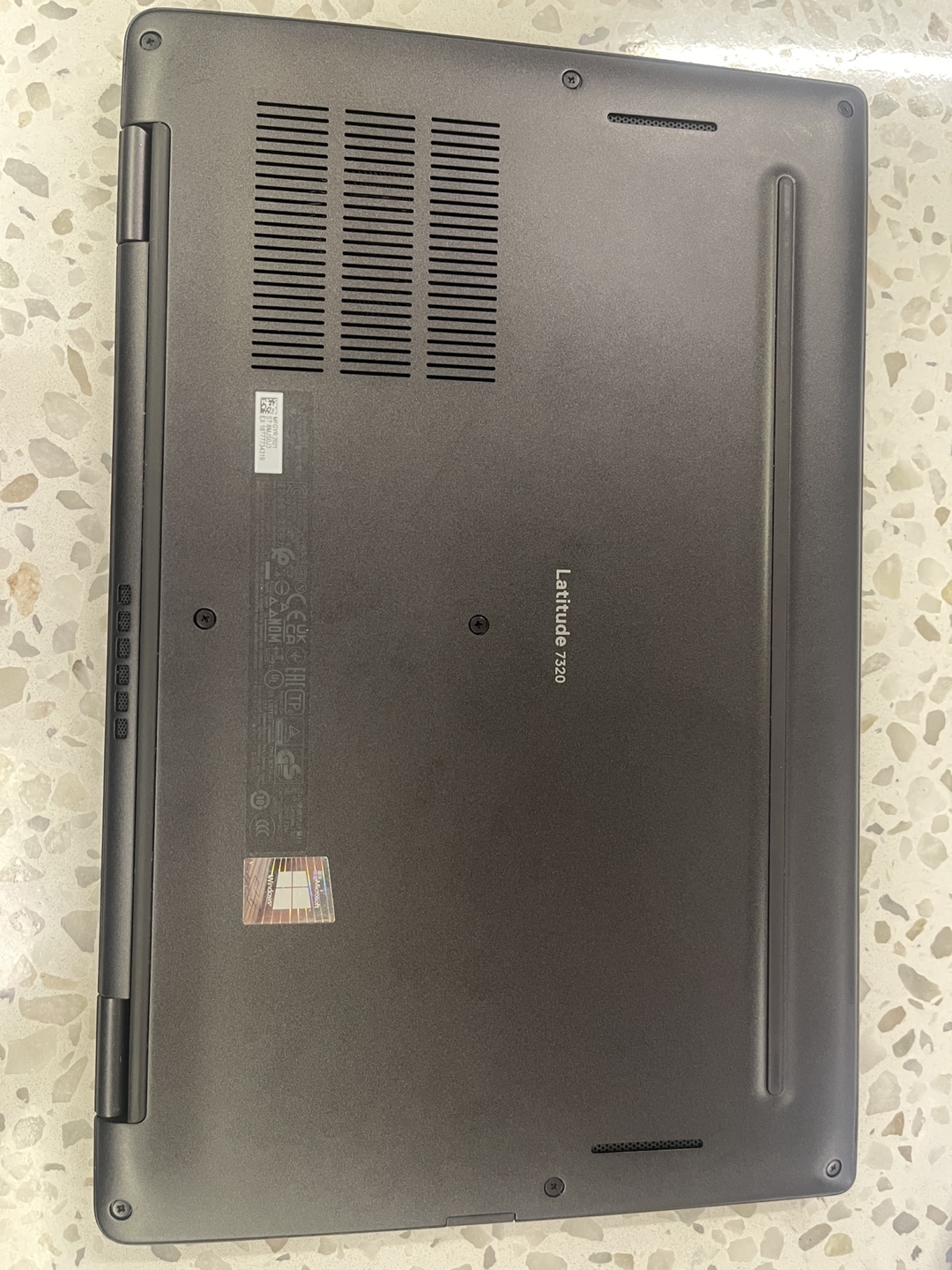 Dell Latitude 7320 | i7 11 - Great Condition - photo 2