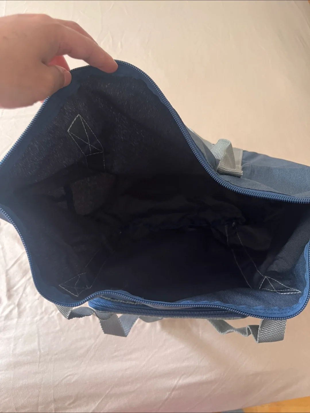 Roots Packable Tote Bag - Navy & Grey image indicator(4)