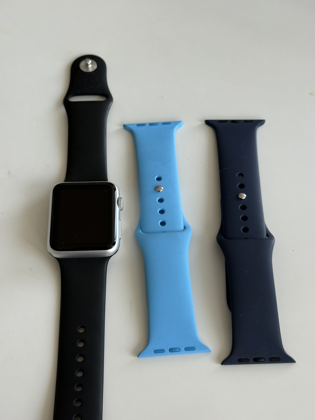 Apple Watch Series 3 with Extra Bands - photo 4