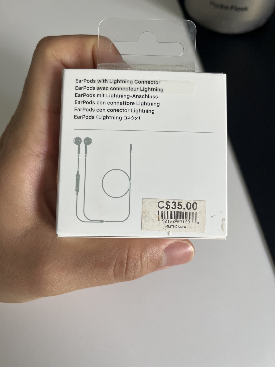 Apple EarPods with Lightning Connector - New in Box - photo 3