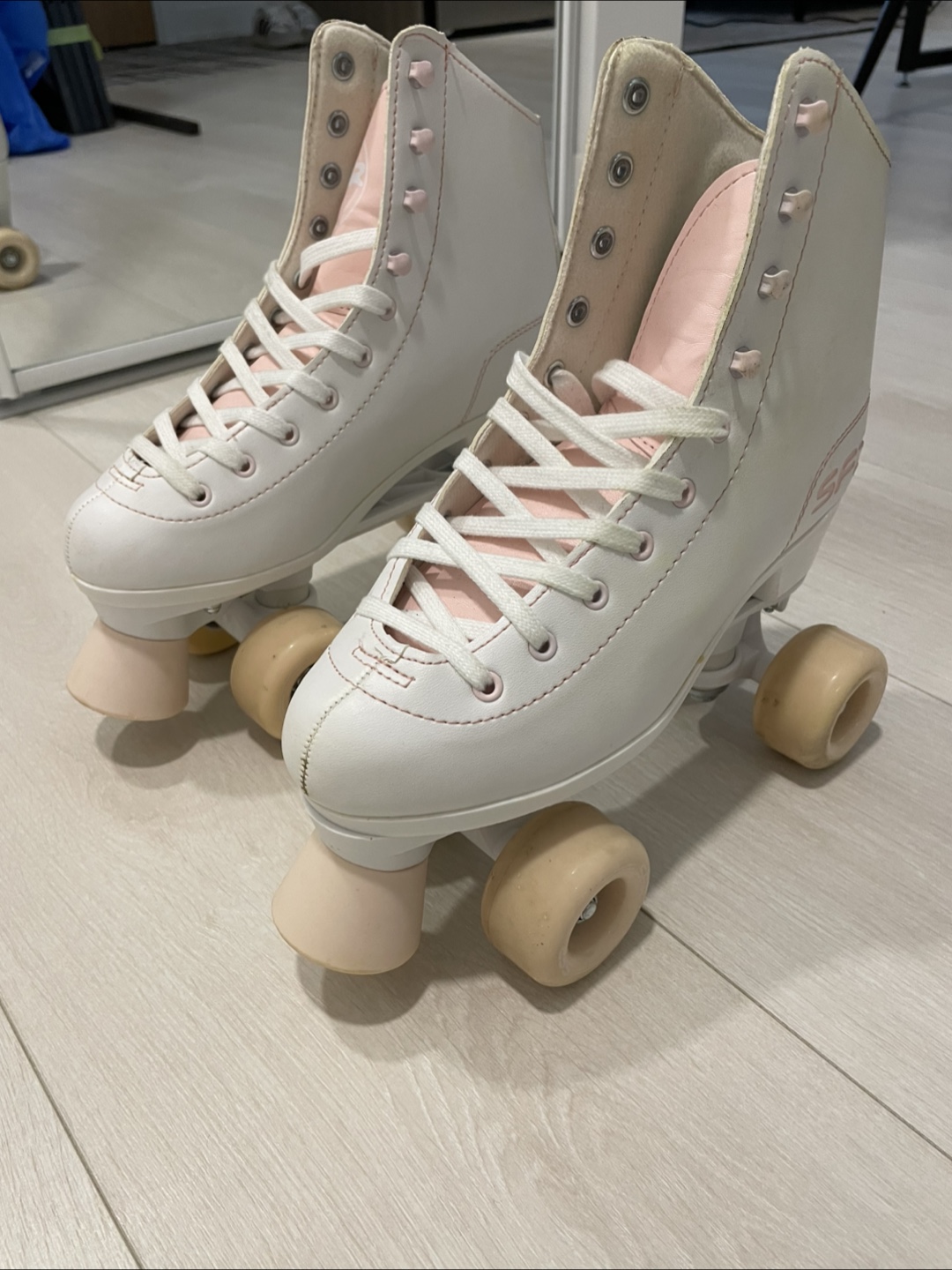 White and Pink SFR Roller Skates - photo 2