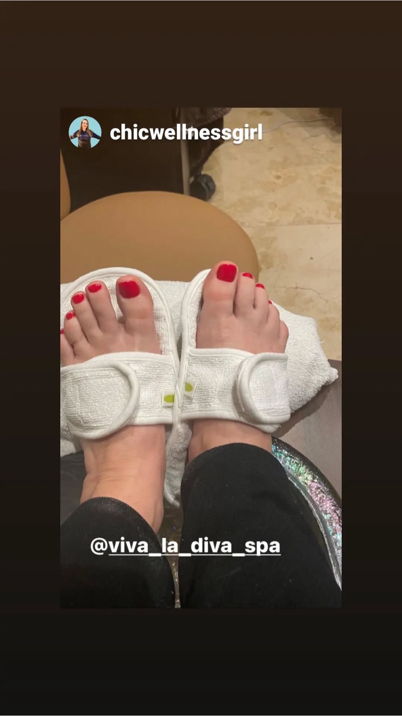 Manicure and pedicure specials - photo 3