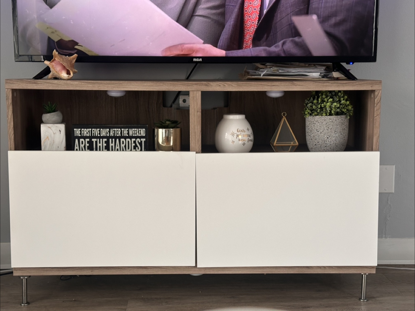 Tv stand 55” - photo 3