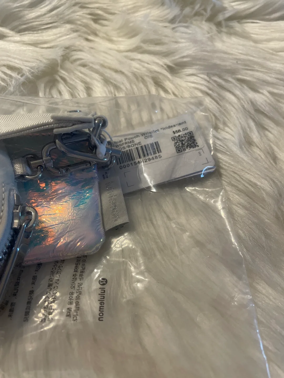 NEW Lululemon Dual Pouch Wristlet Irisdecent image indicator(2)