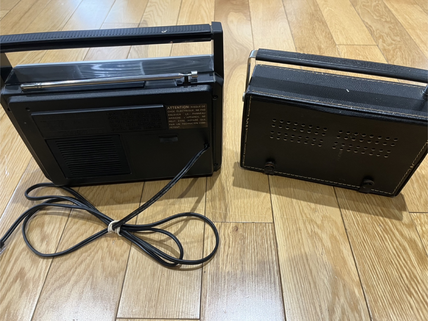 Vintage Sanyo Radios - 2 Pack - photo 2