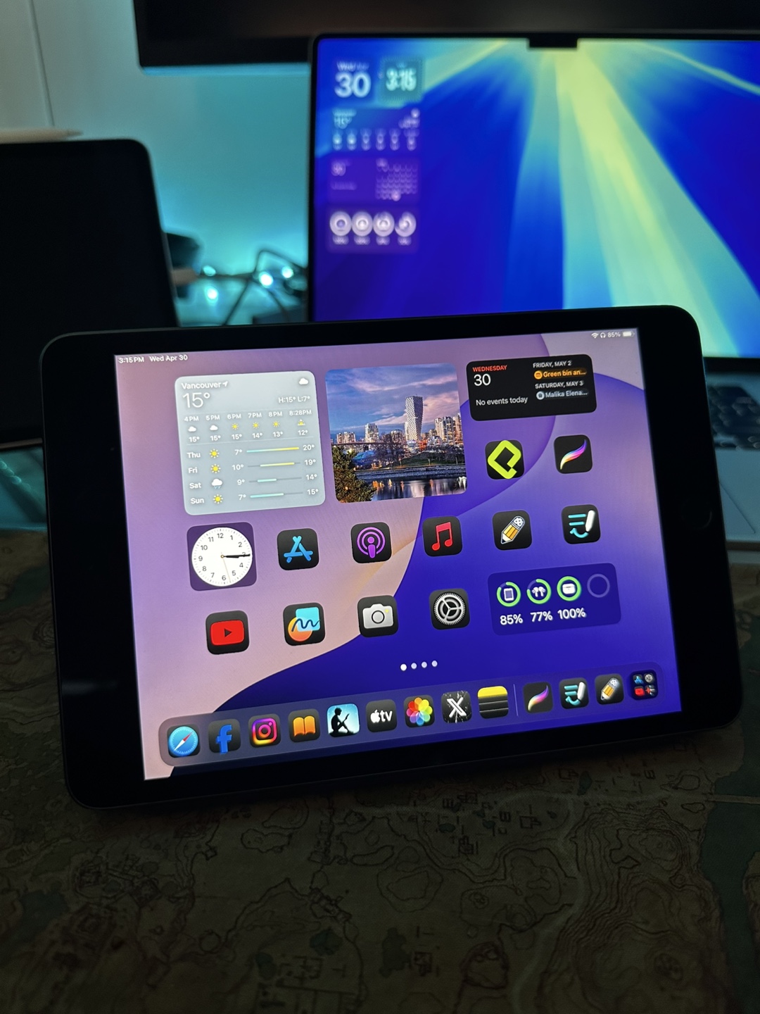 IPad Mini 5th & Apple Smart Folio