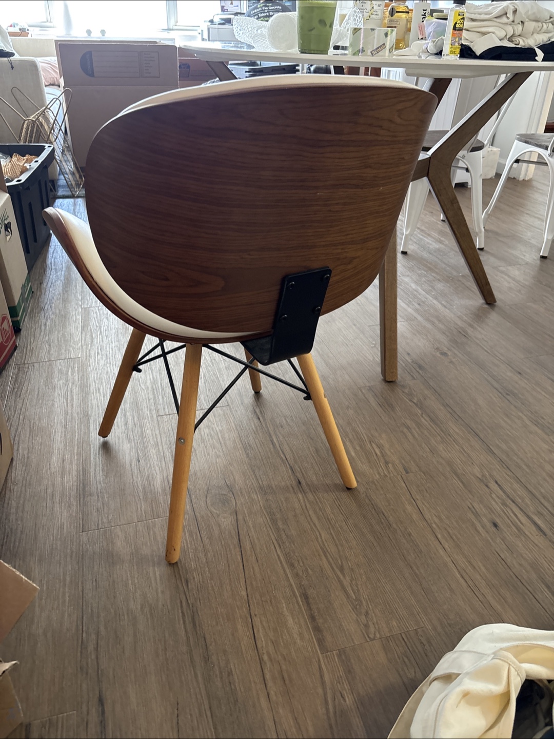 Mid-Century Modern Style Dining Chair - White & Wood - photo 2