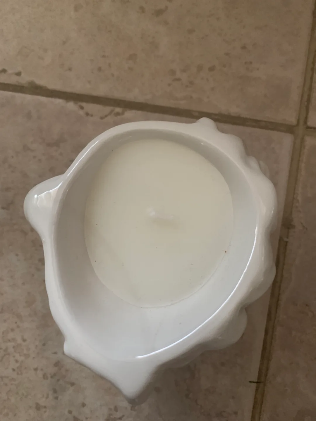 🏒 White Ceramic Candle image indicator(3)
