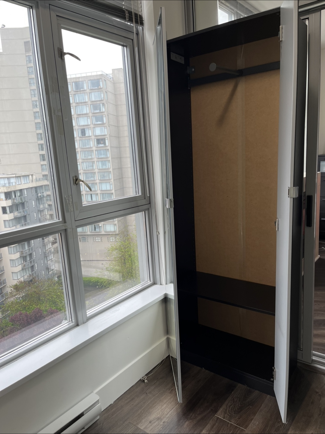 Closet with full-length mirror doors - photo 5