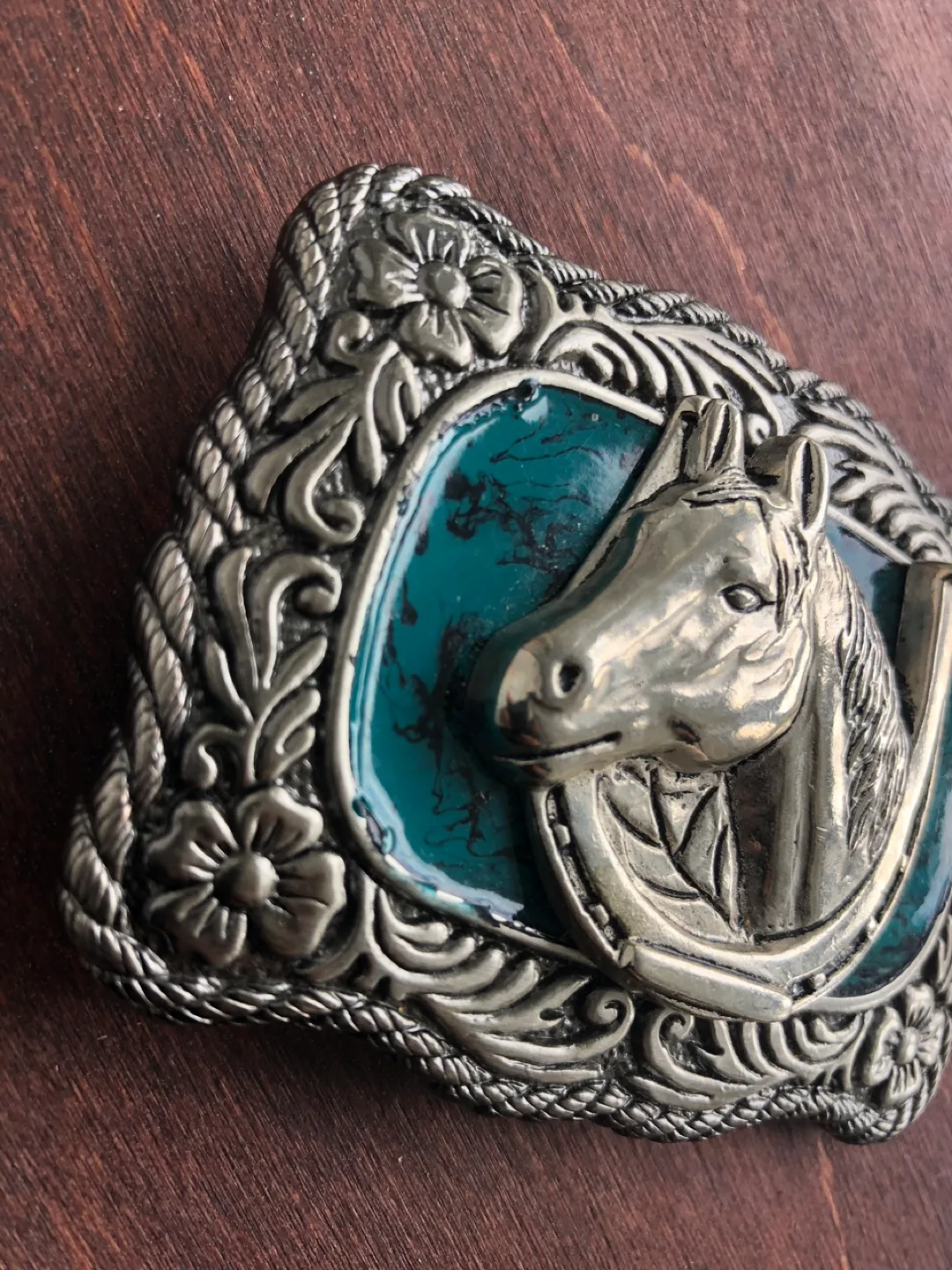 Vintage Silver Tone Horse Head Belt Buckle image indicator(2)