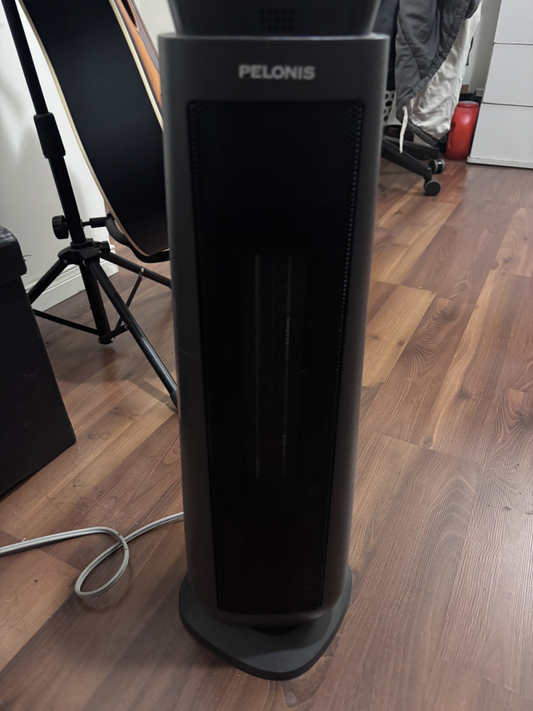 Pelonis 23-inch Oscillating Electric Heater with Remote