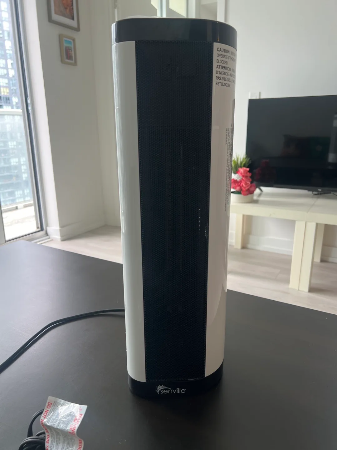 Senville 1500W Space Heater - Excellent Condition thumbnail