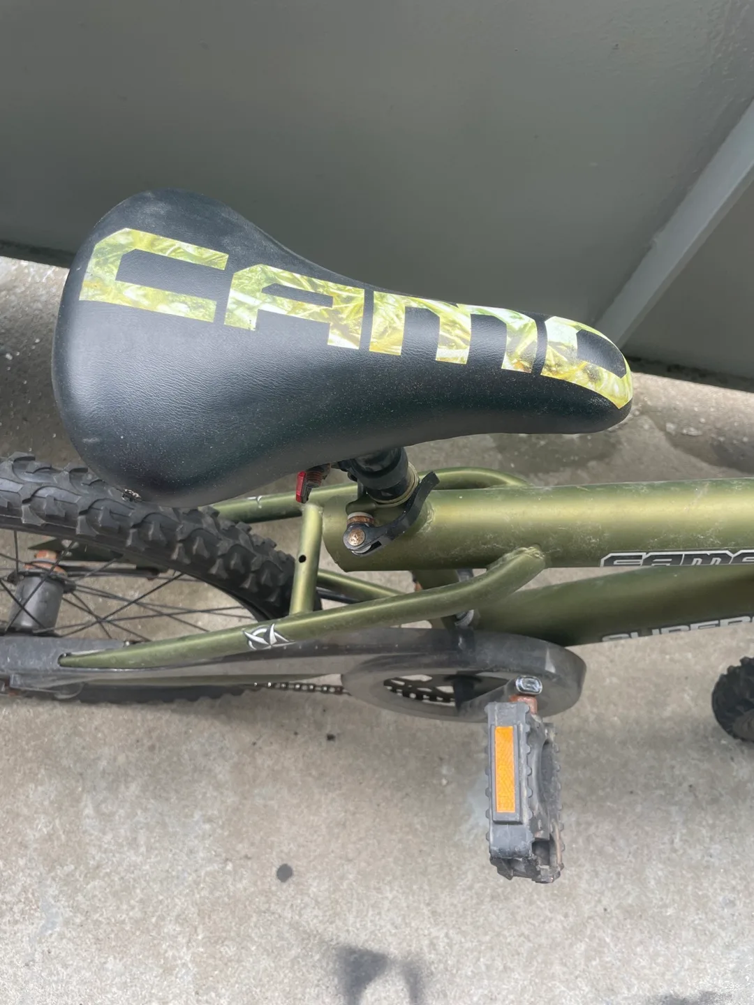 Supercycle Camo Kids' Bike image indicator(2)