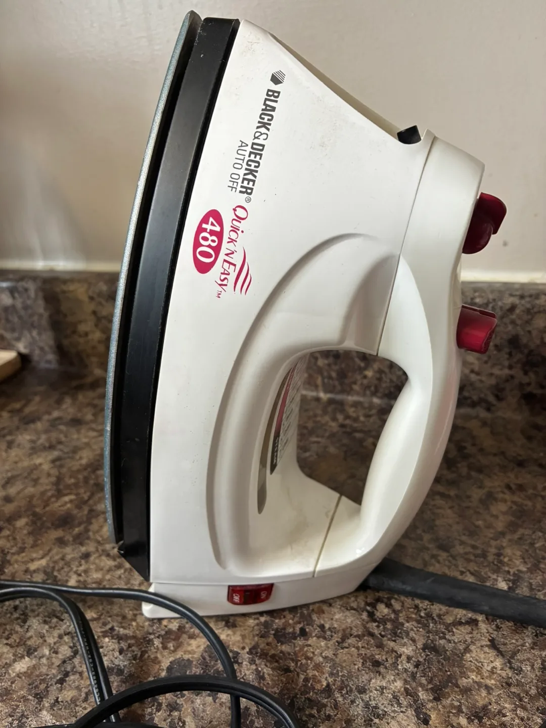 #freecycle Steam Iron – Quick ‘N Easy 480 – Working Well thumbnail