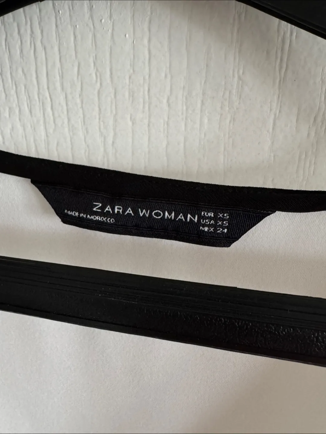 Zara Woman White Blouse Size XS image indicator(2)