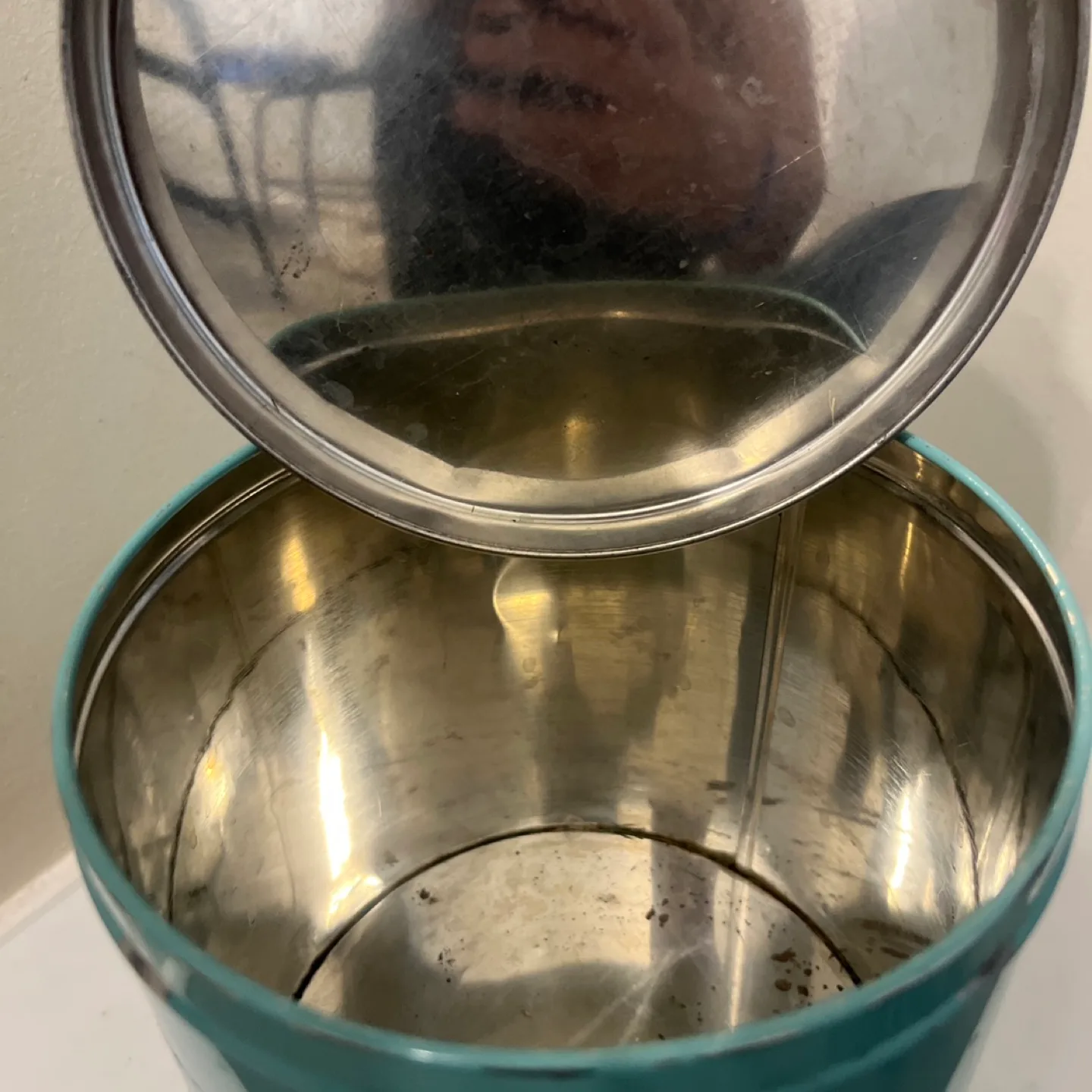 Vintage Teal Sugar Tin image indicator(4)