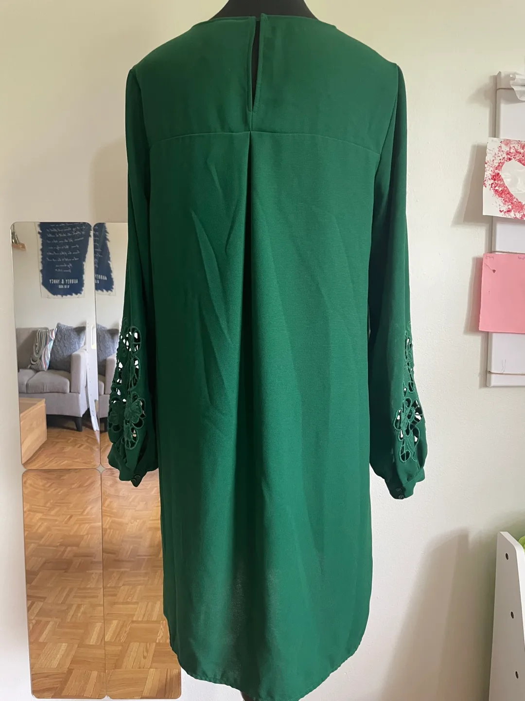 H&M Green Dress Size 6 image indicator(2)