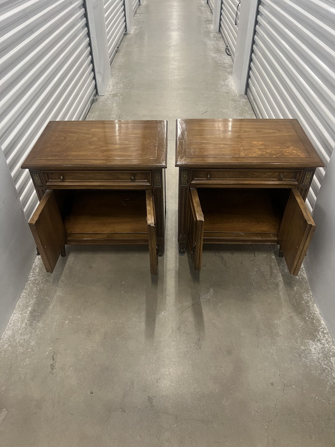 Pair of Vintage Wooden Nightstands - photo 5