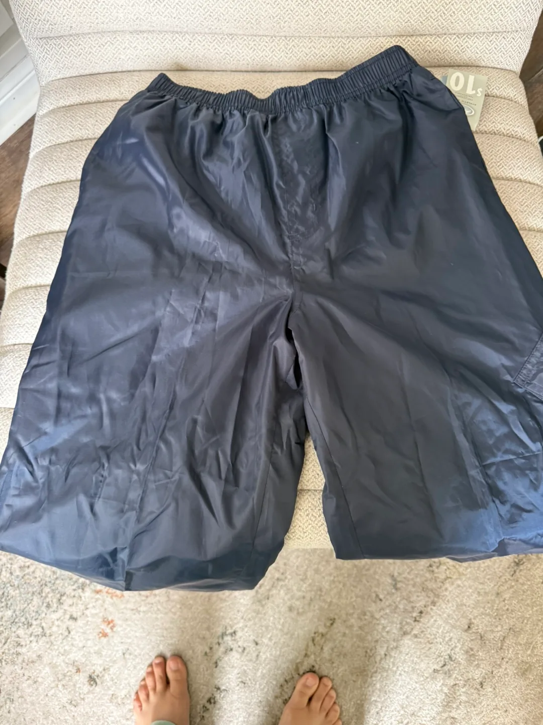 AW Splash Pants - Size Medium image indicator(2)